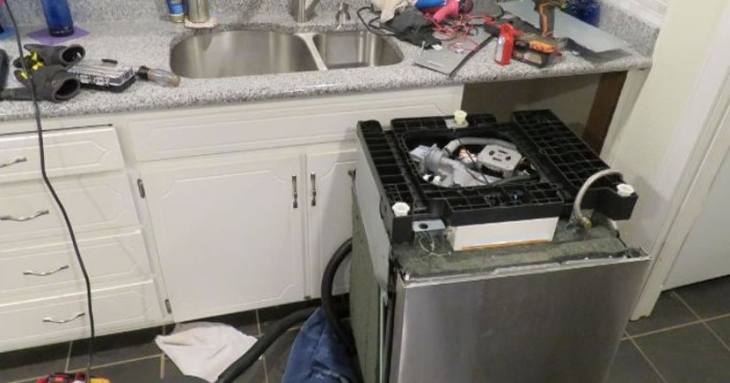 Sửa chữa m&aacute;y rửa b&aacute;t Vinh Nghệ An