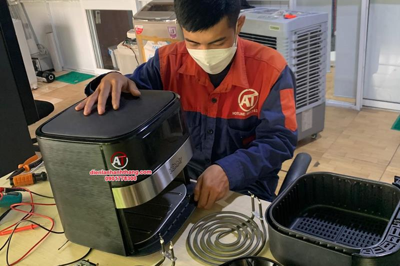 Sửa chữa nồi chi&ecirc;n nướng kh&ocirc;ng dầu Vinh Nghệ An